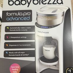 Baby Brezza New and Improved Formula Pro Advanced Formula Dispenser Machine - Automatically Mix a Warm Formula Bottle Instantly - Easily Make Bottle w