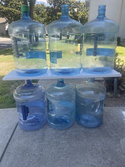 5 GALLON WATER JUGS 