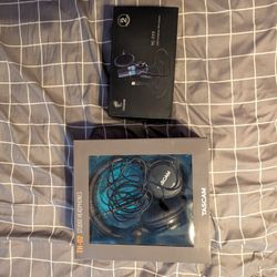 Unleash Your Inner Creator! Pro Audio Gear - Mic, Headphones & Hub! 🎙️🎧💻