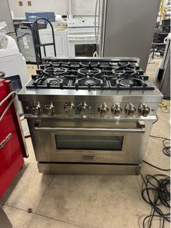ZLINE GAS STOVE
