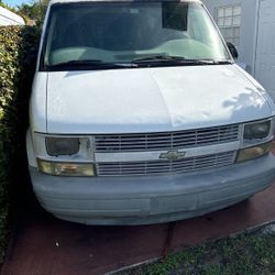 2000 Chevrolet Astro