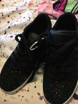 Girls Kswiss sneakers NEW size 5.5y