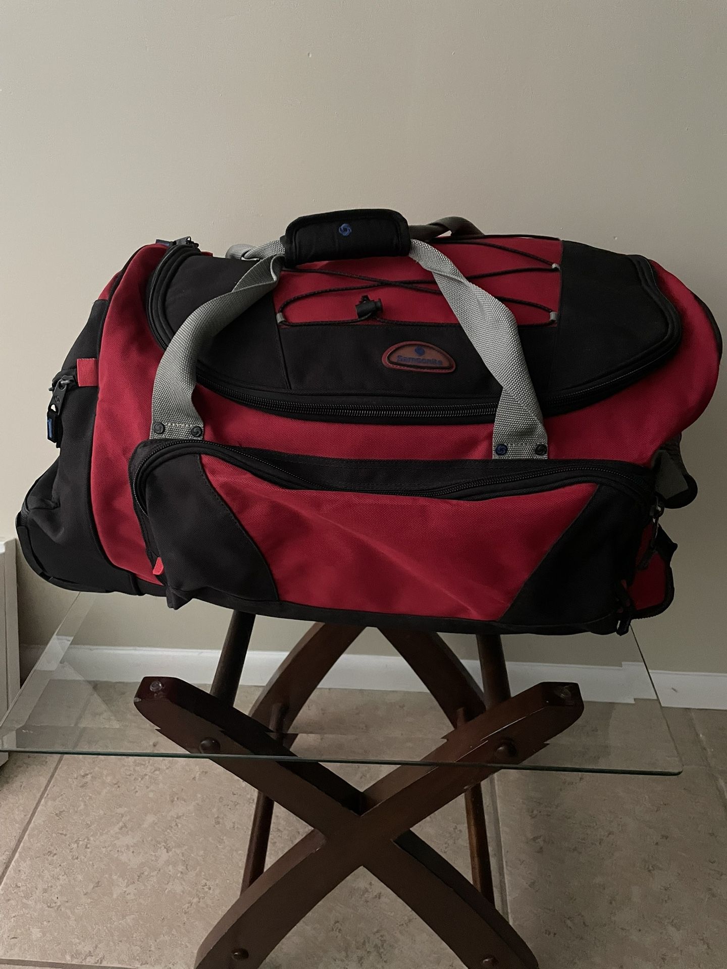 Samsonite 30 Inch Rolling Travel Duffle Bag
