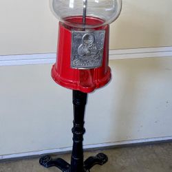 Carousel King Size 1985 Antique Gumball Machine W/Stand 