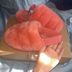 Brand New Pink Ugg Slippers Size 5 