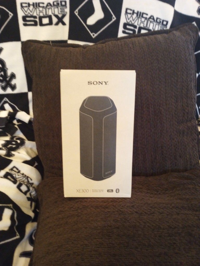 Sony XE300 Bluetooth Speaker (NIB)