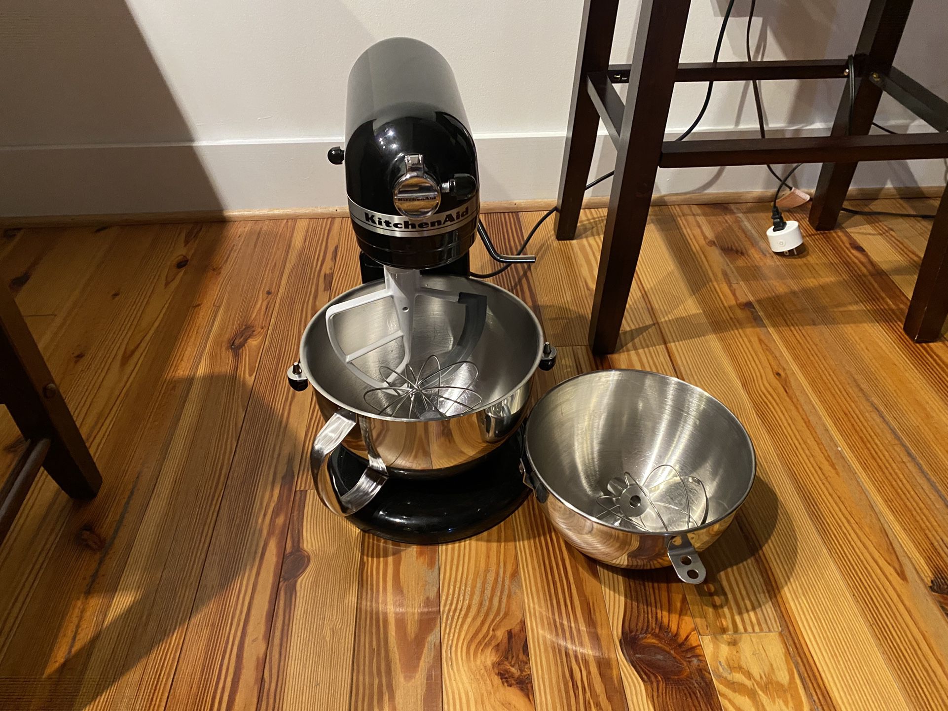 KitchenAid Professional 550 Plus-5.5 Quart Bowl-Lift Stand Mixer