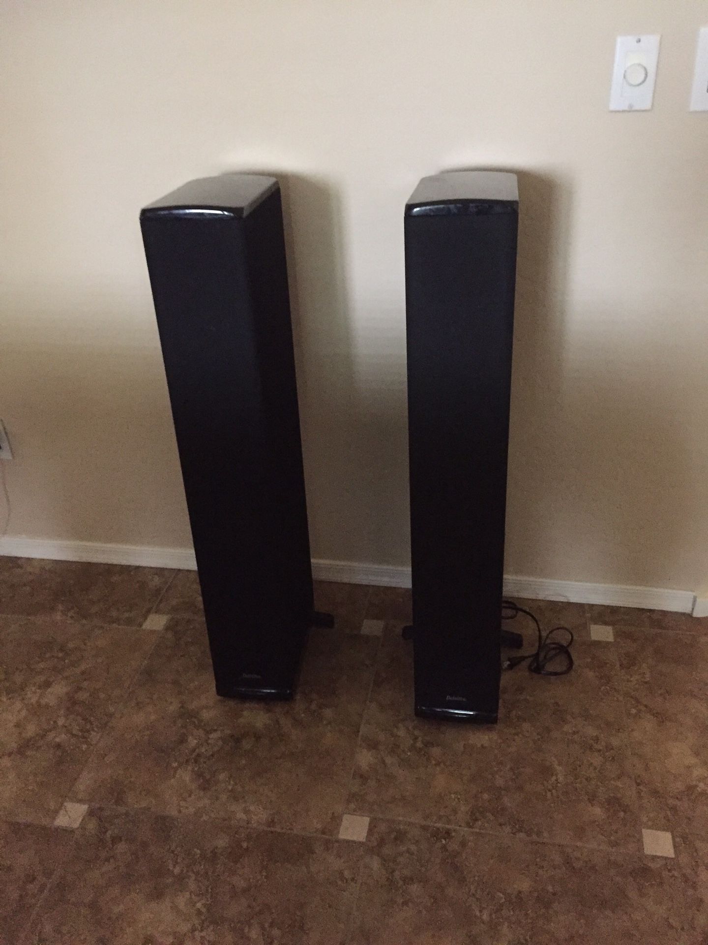 Definitive Technology BP7006 speakers for Sale in Glendale, AZ OfferUp