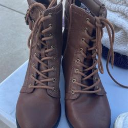 Women’s Boots