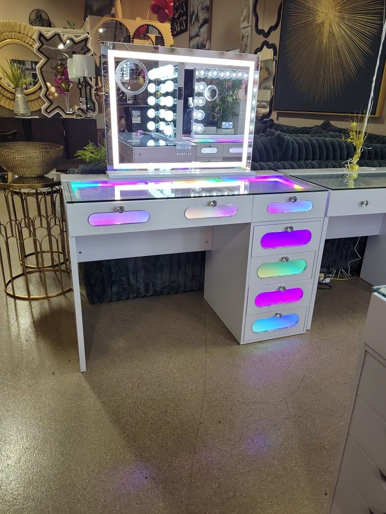 White Vanity Table + Mirror With Bluetooth Speakers