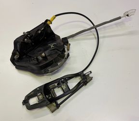 BMW E46 M3 330ci 325ci DRIVER FRONT DOOR LOCK LATCH