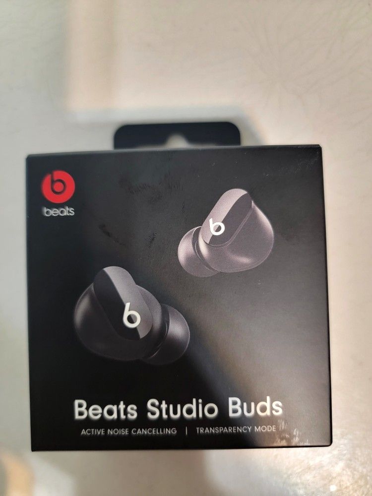 Beats Studio Buds