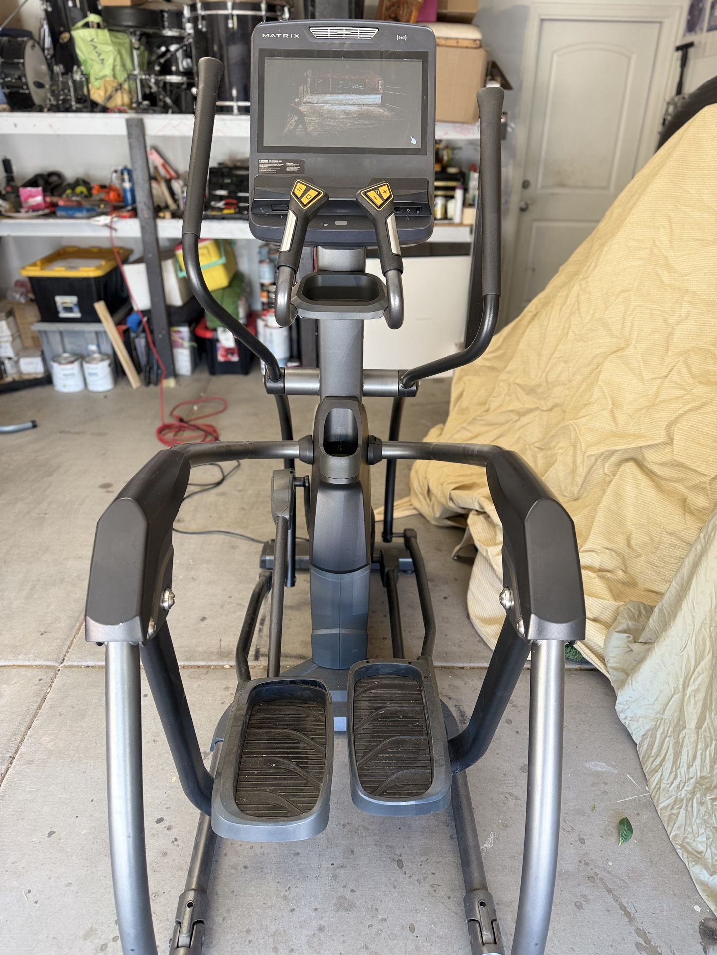 Matrix Elliptical