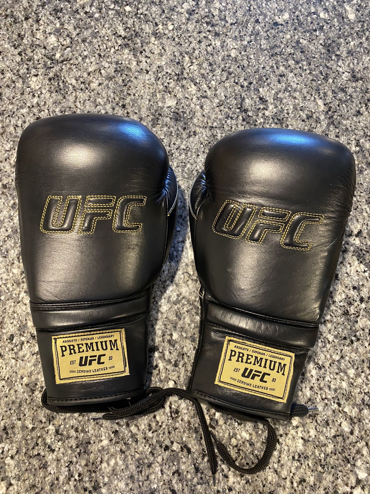 UFC Premier Pro Boxing Gloves 12oz Lace
