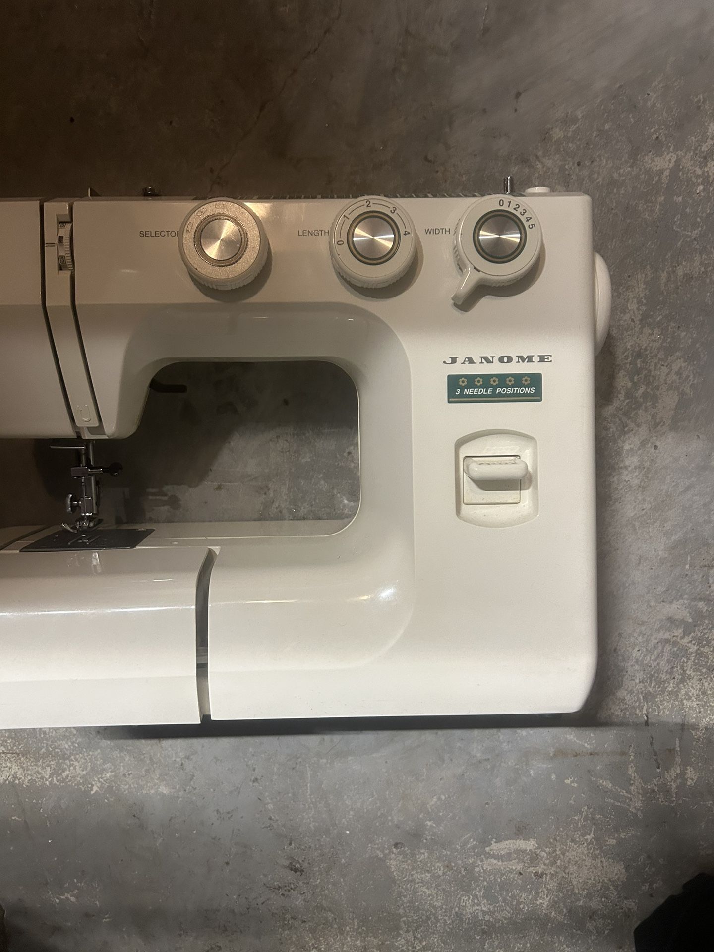 Sewing Machine