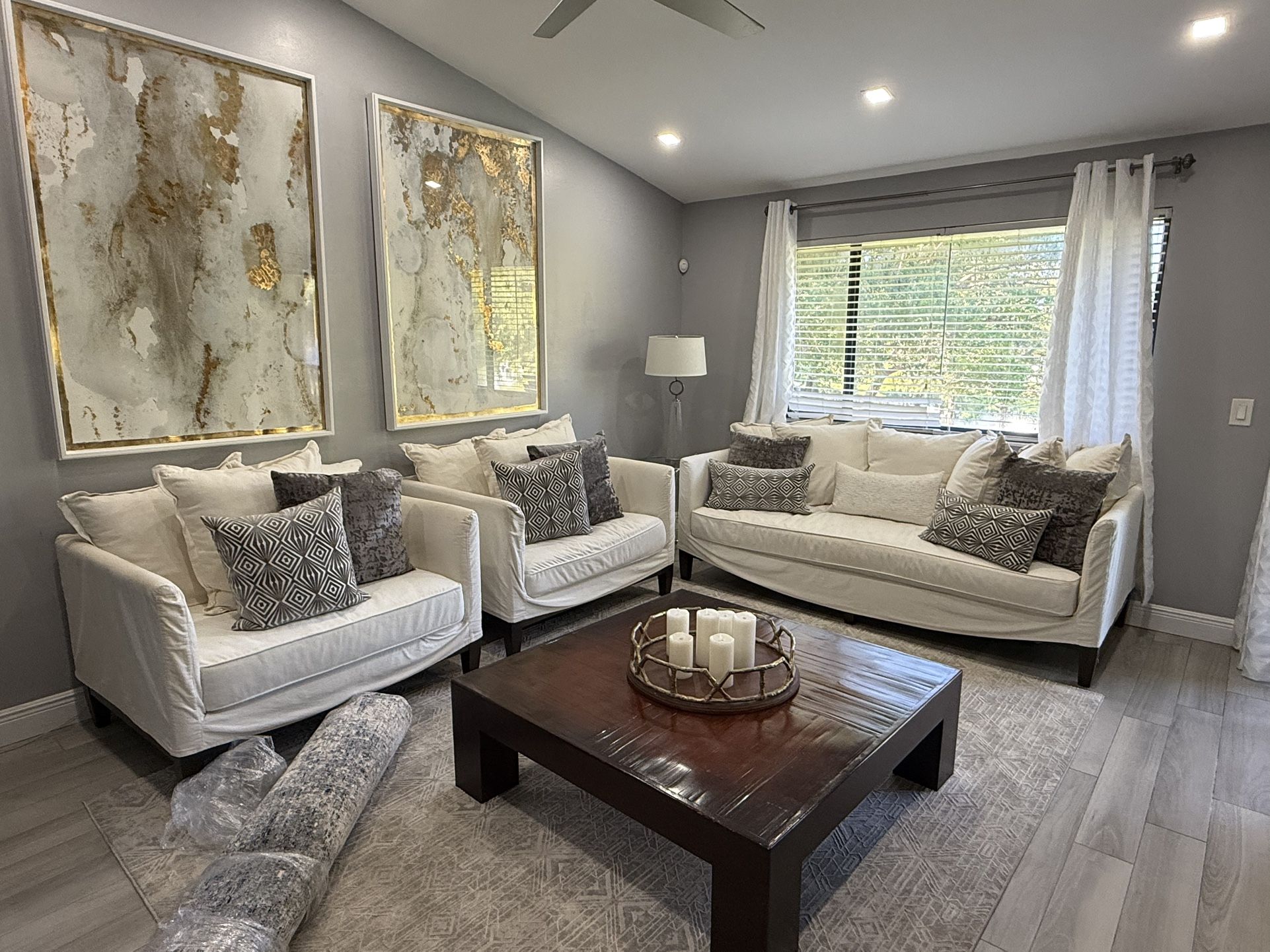 Value $6,000!! $1,650 OBO!! Bernhardt Ivory slipcover Sofa & 2 Chairs! 