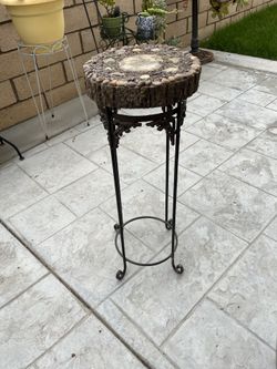 Plant stand