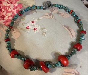 Gorgeous Vintage Turquoise And Coral Necklace 