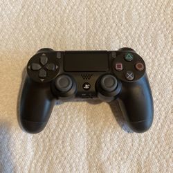 PS4 DualShock Controller 