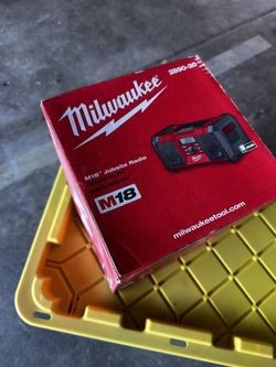Milwaukee Job site Radio