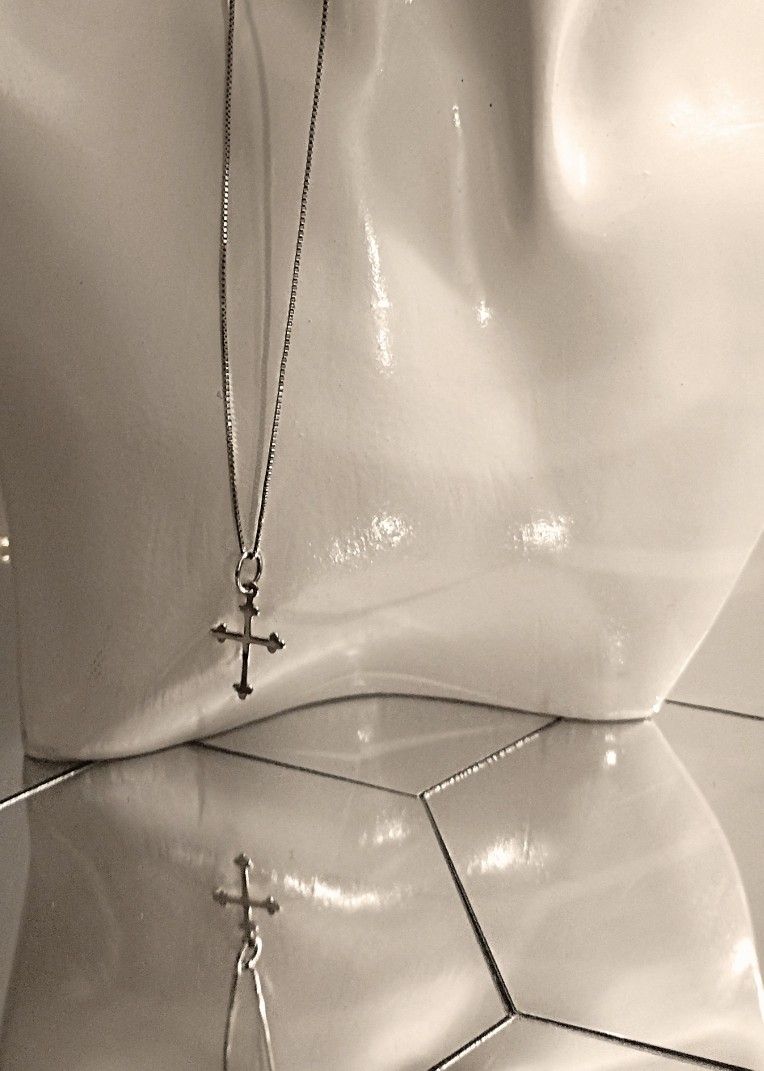 925 Sterling Silver Thin Cross Charm Pendant