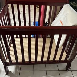 FREE! Dream On Mini Crib 