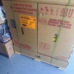 Carrier Comfort 80% AFUE Gas Furnace. 90k btu