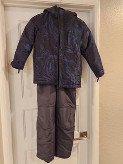 Kids Snow Jacket and Pants - Size 6T