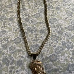 10k gold chain with Jesus Christ