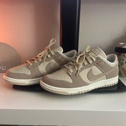 Wmns Nike Dunk Low SE