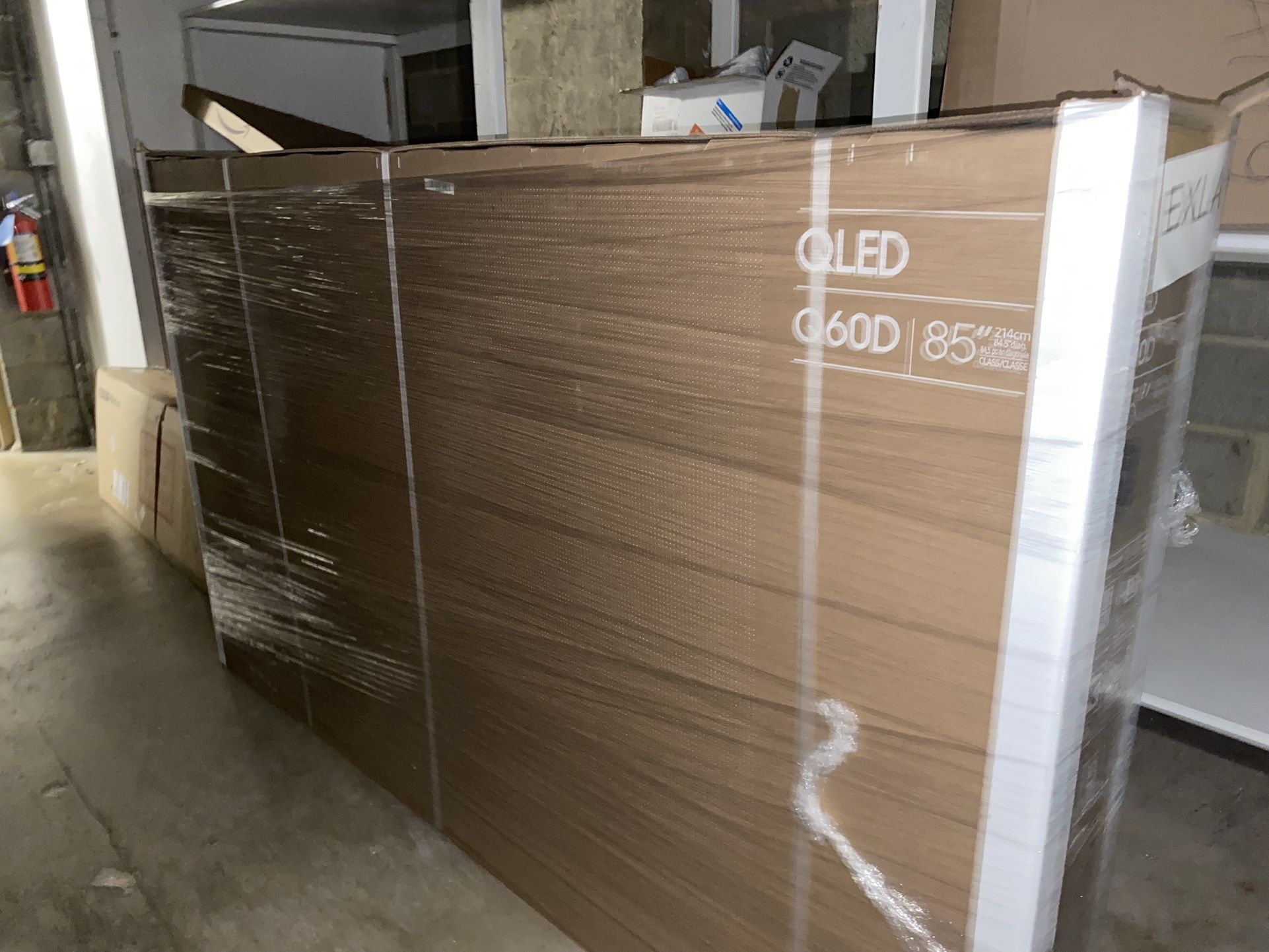 Samsung 85” Q60D QLED 4K TV