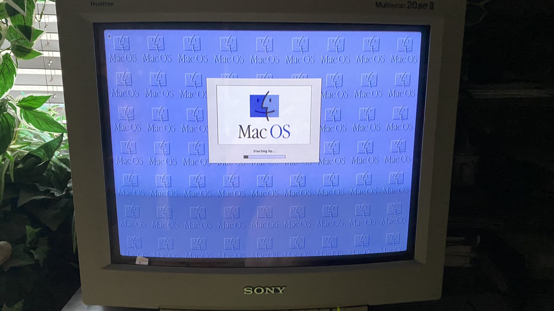Vintage power Macintosh 9600/300 for Sale in Henderson, NV