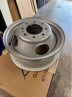 Heavy Duty Rim 17.5x7.25 $45 OBO