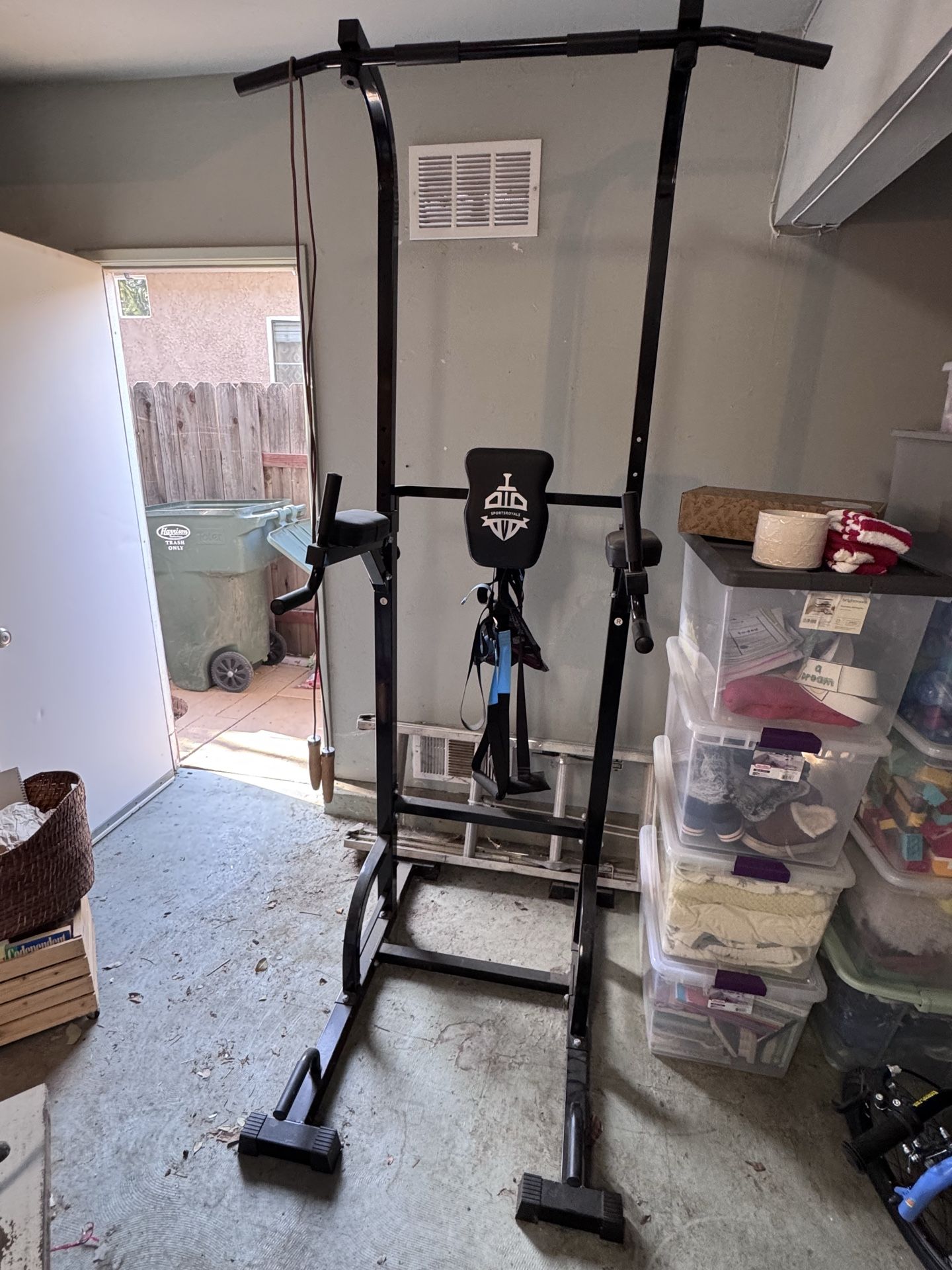 Sportsroyals Power Tower Pull Up Bar Exercise Station Home Gym