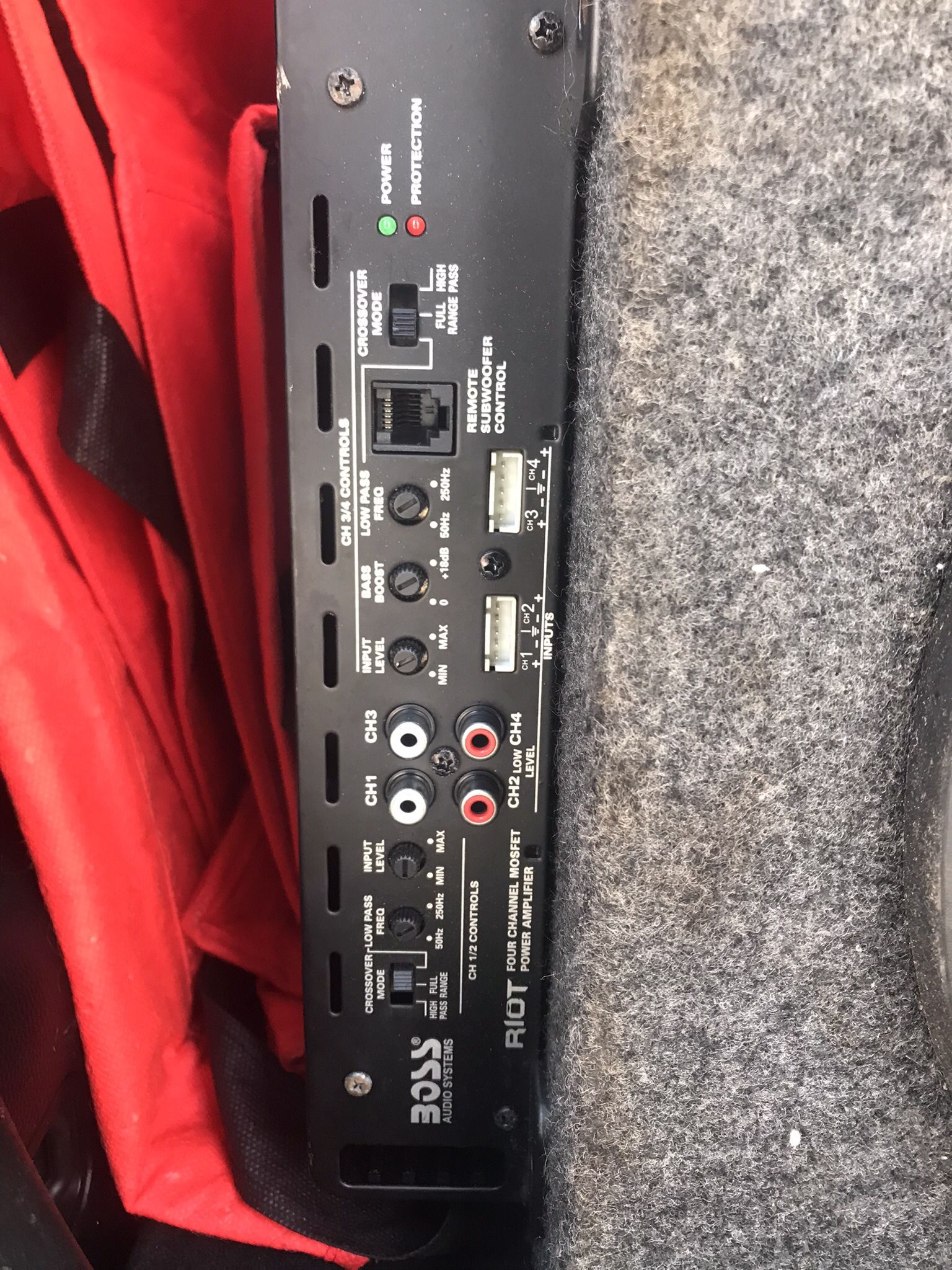 Boss Riot 1000w 4 Channel Amp
