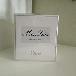 Miss Dior Perfume 