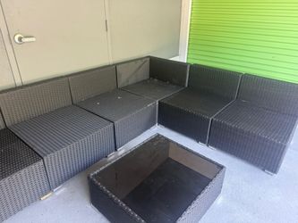 Juego de patio Seccional de 8 pc