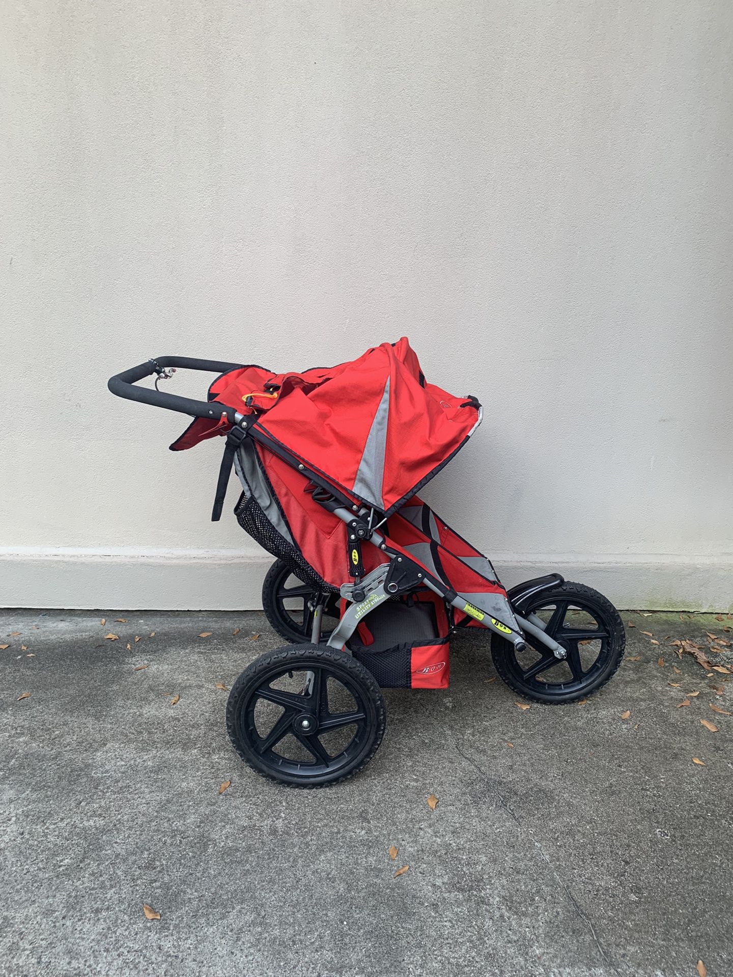 Bob double jogging stroller red