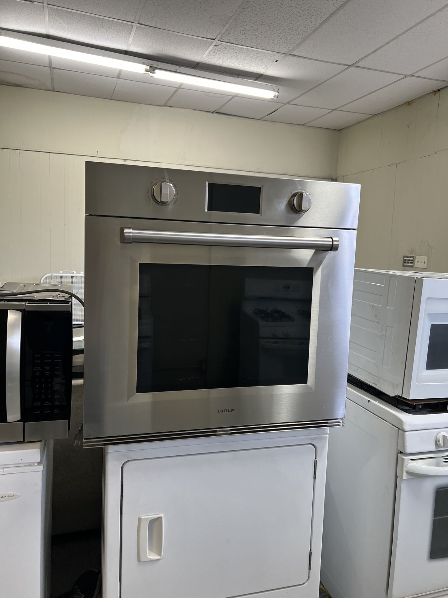 Wolf 30” Wide Built In Single Wall Electric Oven Stainless Steel