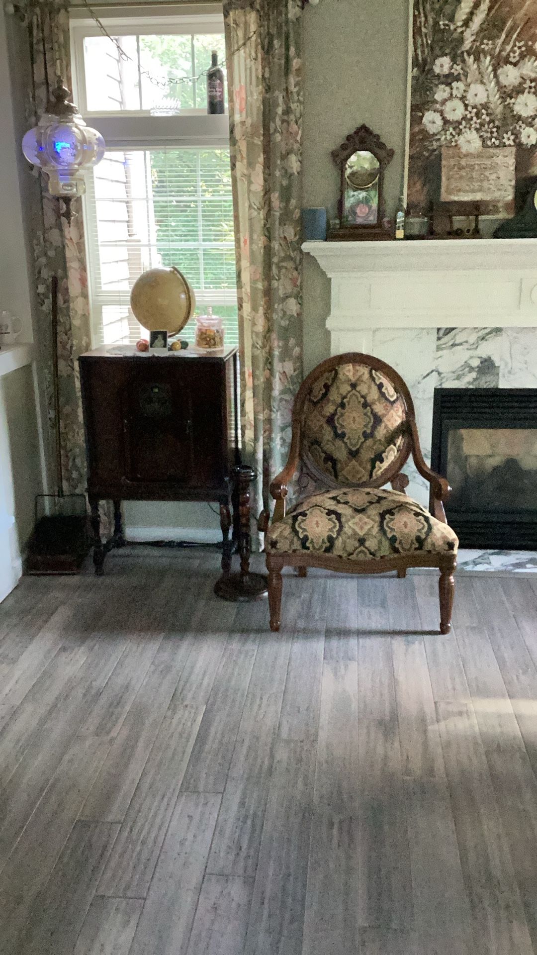 Old Armchair 
