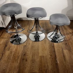 Adjustable Height Swivel Bar Stool  X3