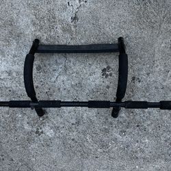 Gold’s Gym Pull Up Bar