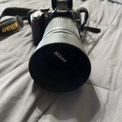 Nikon D5000