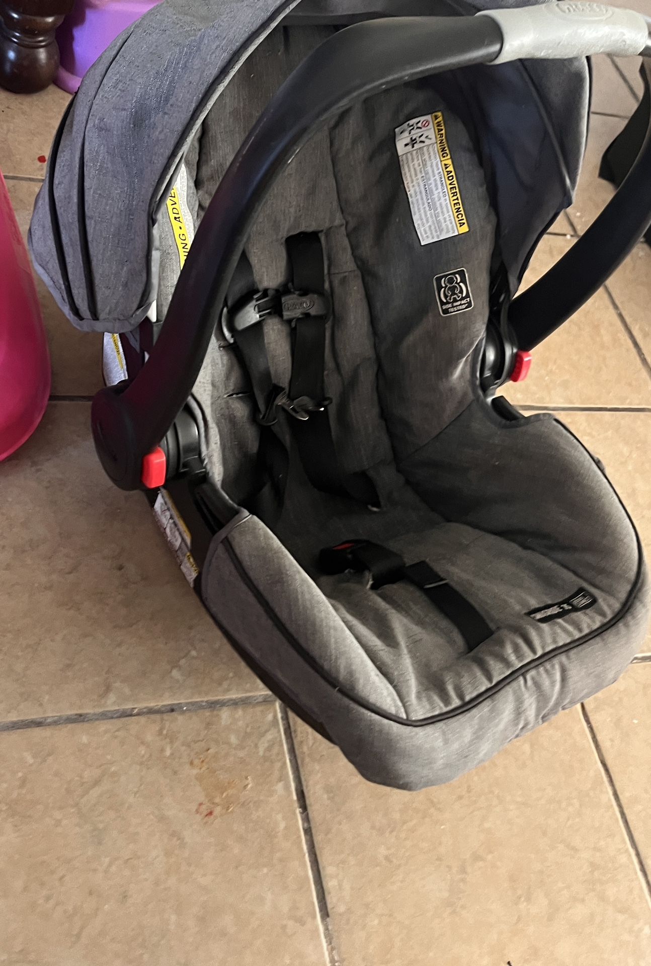 Graco Infant Carseat/Carrier