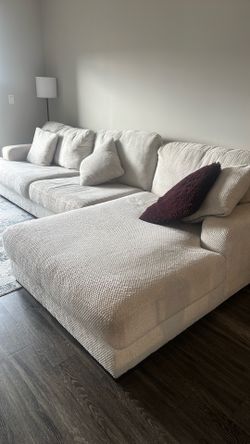 Ashley Zara 2-Piece Sectional Sofa w/Chaise - Ivory moving sale