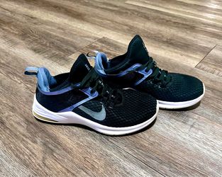 Women’s Nike running shoes or casual