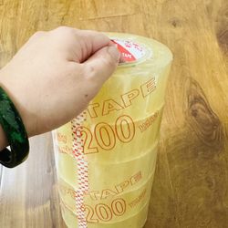 Heavy Duty Clear Packaging Tape for Shipping 5 Big Roll 200 Yard Per Roll Total 1000 Yard New condition 