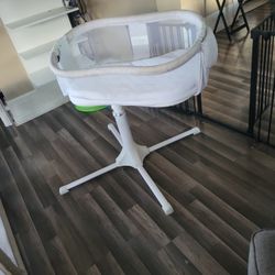 Halo Bassinet Swivel Sleeper