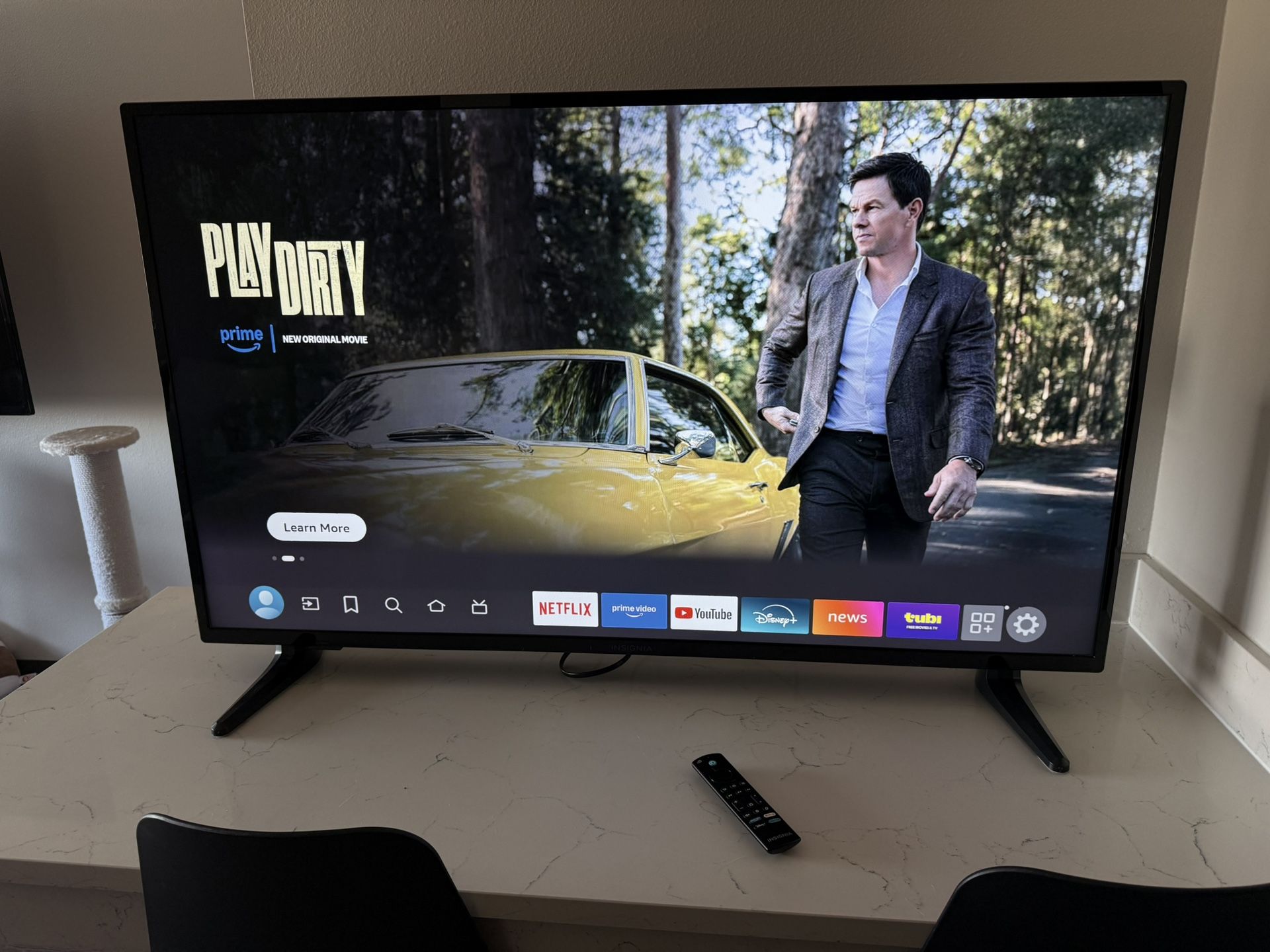Insignia™ - 50” Class F50 Series LED 4K UHD Smart Fire TV