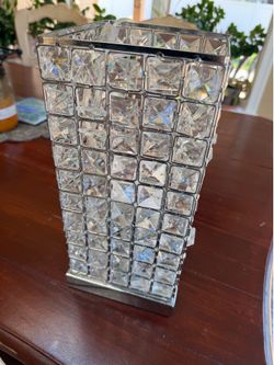 GORGEOUS SUPER BRIGHT 13” CRYSTAL  TABLE LAMP